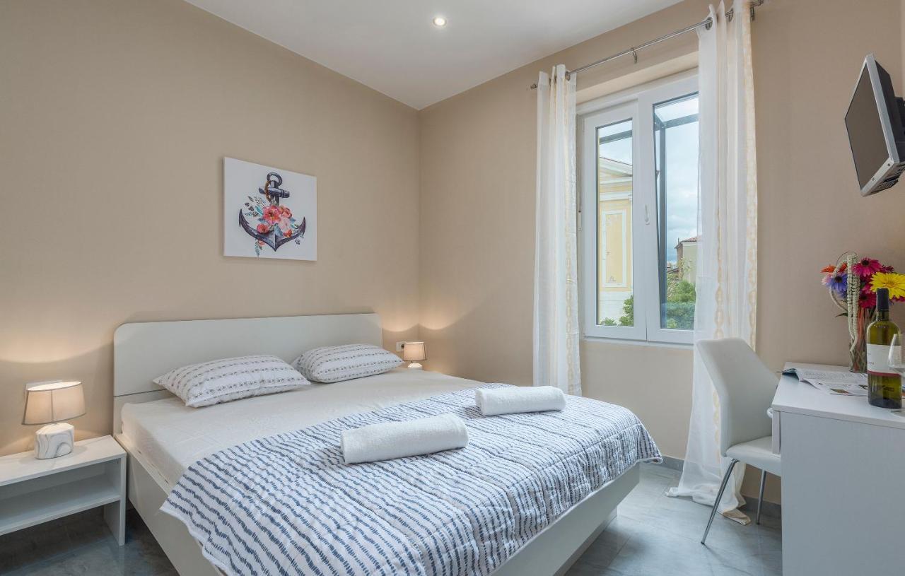 Roberto Rooms Poreč Buitenkant foto